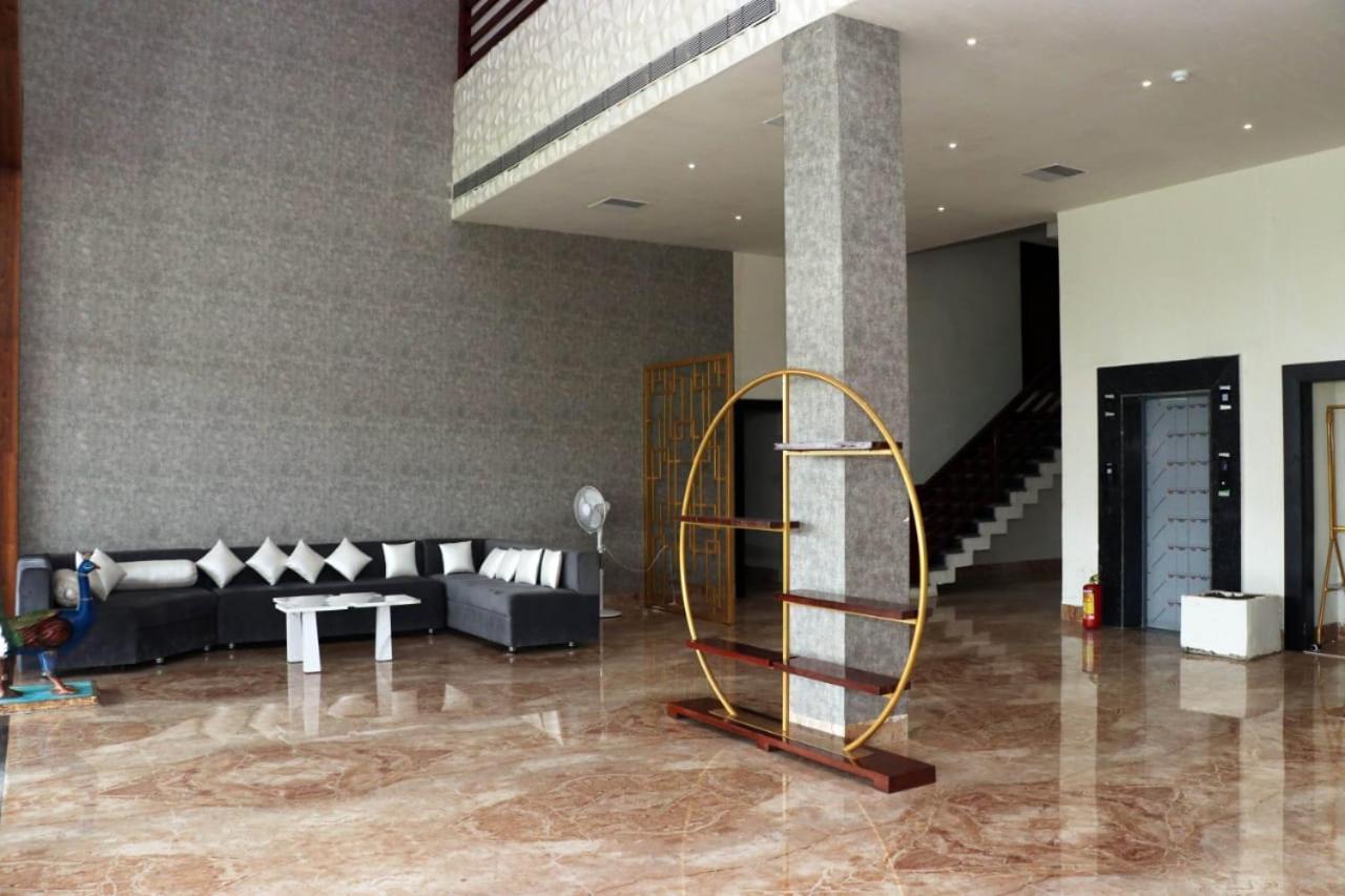 Hotel Savitri Signature Narsinghpur Zewnętrze zdjęcie